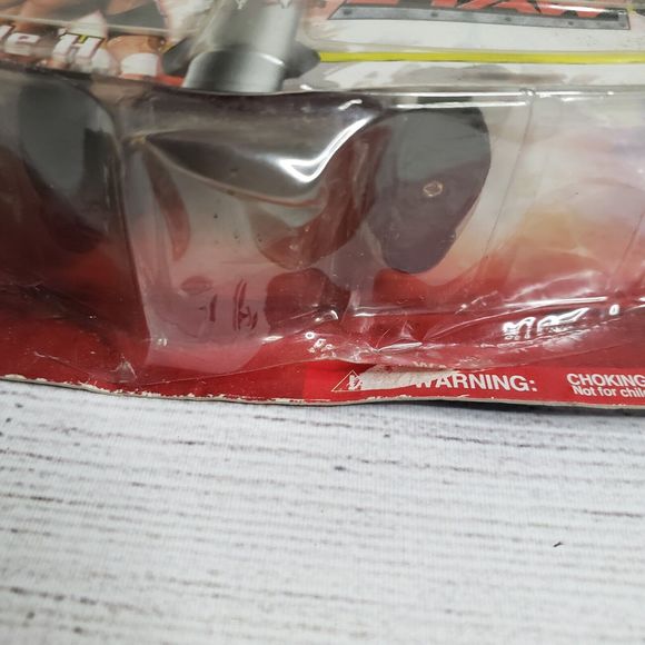 WWE 2004 Off the Ropes Triple H Series 7 Action Figure Jakks Pacific- NIB READ - Picture 5 of 8